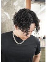 エイド 渋谷(aid)&nbsp;センターパート×波巻きパーマ