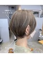 フィルム(FiLMs) 首が長く見える襟足がポイントのお洒落ショート！