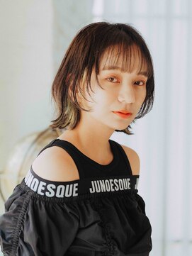 アマリス(Amaris) 外ハネウルフボブ20代/30代/40代/50代/庭瀬