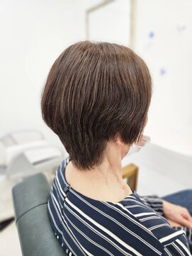 ネクサス NEXUS 癖毛の方のショートスタイル