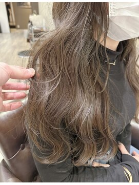 フルールバイアヴァンスクロス(Flulu by avance. cross) イルミナカラー/透明感ベージュ