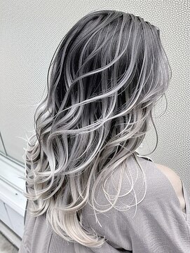 エノア 青山(ENORE) ハイライト/バレイヤージュ/グラデーションカラー/ダブルカラー