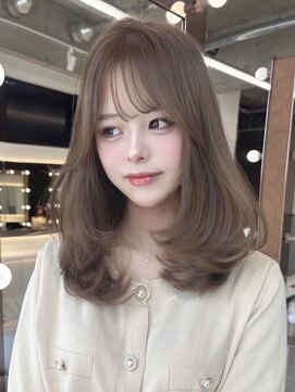 ロール 博多(Role) ミディアムレイヤー/ミルクティーカラー/大人可愛い韓国ヘア