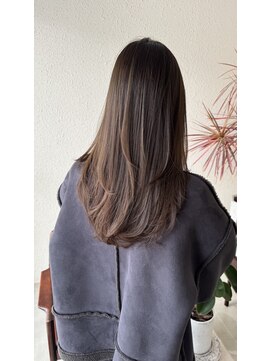 キュー(que) ベージュ系カラー レイヤー