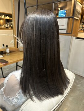 リーファ(reefur) ウル艶グレージュカラー