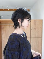 ストラト(STRAT) 小顔ショート×ダークネイビー