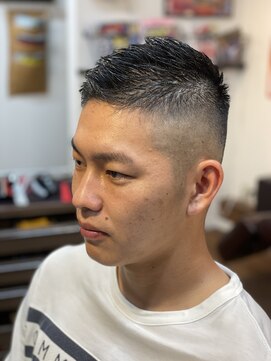 アトリエ ブルーム(Atelier BLOOM) フェードカット