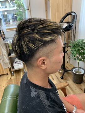 ポルトヘアー(porte hair) 20代、30代、40代、メンズ、メンズカット、フェード、ハイライト