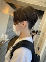 バイフィフス 原宿/表参道(by fifth)&nbsp;前下がりセンターパートで王道スタイル