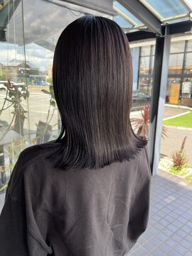 アリカ(arika) ぱつっと×ブラック