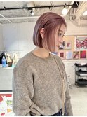 くすみピンク ミニボブ 切りっぱなしボブ ピンクカラー 暖色