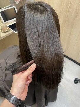 ツミキ(Tsumiki.) 地毛風縮毛矯正　before after