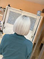 モアムー(Moremuu)&nbsp;ホワイトカラー