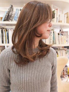 ビュートリアム 福岡(BEAUTRIUM) 大人のレイヤースタイル