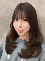 クム(kumu)&nbsp;【kumu】ミディアムレイヤー/顔周りカット/栄/名古屋