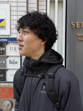 イロプラスソイ(iro + soi) 上杉柊平パーマ