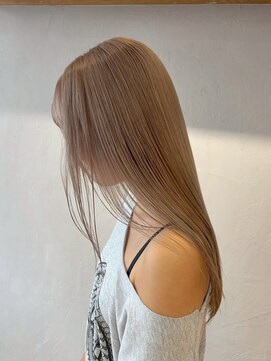 ロマリア(Lomalia) 似合わせカットベージュ[原宿ダブルカラーケアブリーチ縮毛矯正]