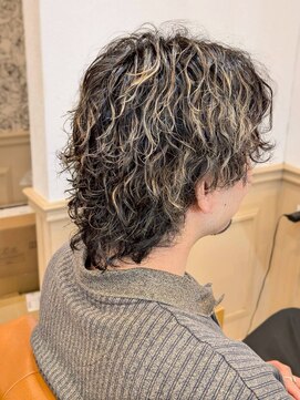 クロエ バイ ラヴィズム 新潟ビルボードプレイス2店(CLOE by LUVISM) 縦落ちスパイラル＆ハイライト