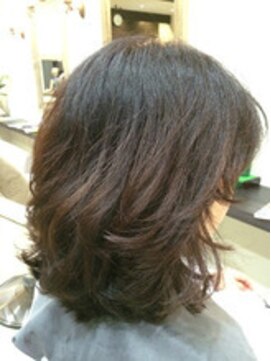 ティオ コルテ(tio Corte) ミディアムスタイル　ボブウエーブ