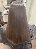 ナチュラルストレートヘア