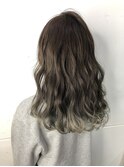 オリーブベージュ_ロングレイヤー_毛先カラー/30代40代50代