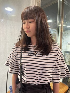 ヘアーアンドメイク ビス(HAIR&MAKE bis) 顔まわりレイヤーカット☆【多田 華歌】