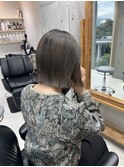 オリーブグレイ