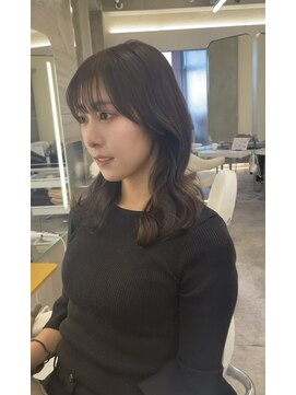 アナ ラーナ(Anna Lanna) 大人可愛いくびれヘアー グレージュカラー【野呂朱里】