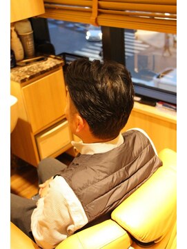 ヘアーモードキクチ 日本橋三越前店 ビジネスツーブロ