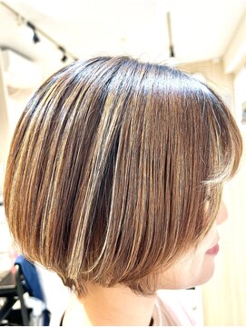 ボノ(Bono) 大人ショートボブ[ショート]