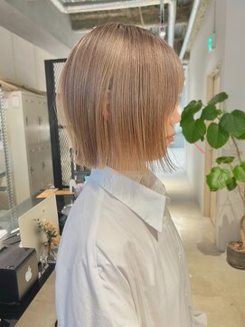 クリアオブヘアー リット(CLEAR of hair LiT) 柔らかミルクティーベージュ