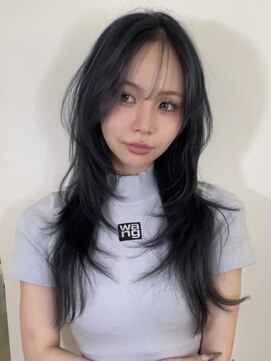 ハチ(HACHI) 2025年トレンドハッシュカット