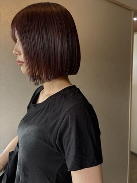 アイディー 高知(id) -高知 id-【白髪ぼかし】切りっぱなしボブ