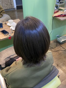 エシカル(ethical) 切りっぱなしボブ×ブリーチなし透明感ベージュカラー