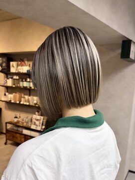 サニー 渋谷(SUNNY) バレイヤージュ、ハイライト、レイヤーロング、グレーベージュ