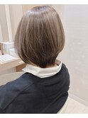 丸みショートボブ似合わせグレージュ前髪マッシュルーム絶壁50代
