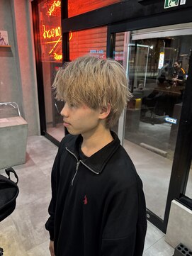 ムード カナザワ(mood kanazawa) ホワイトベージュ 束感マッシュ