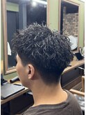 スパイキーショートパーマ