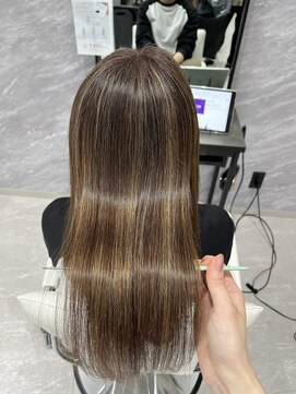 ルクス スマートサロン(Luxs SmartSalon) 柔らかさと艶を叶える上質ストレート