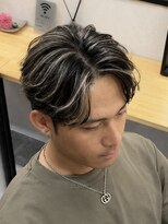 心斎橋 カイ(X)&nbsp;メンズ/メンズカラー/メッシュ/センターパート/シャドウルーツ
