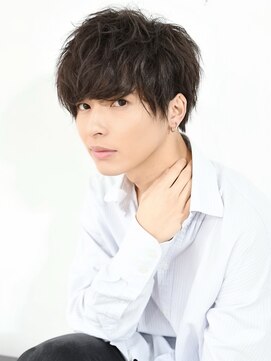 リップス 原宿(LIPPS) 前下がりマッシュ×ゆるスパイラルパーマ【王道モテバランス】