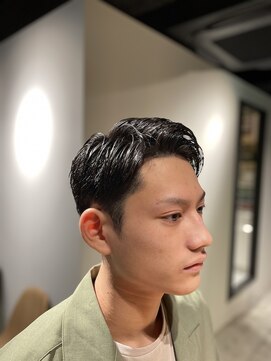 ザウィロー 神保町店(The WILLOW) 刈り上げショート【メンズサロン The WILLOW 神保町店】