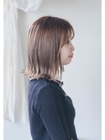 ホワイトルーム(White Room) 【夏から秋に向けて】こっくりベージュ♪