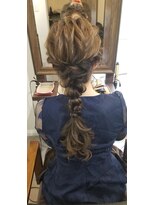フープヘアー(HOOP.HAIR)&nbsp;編みおろしスタイル☆