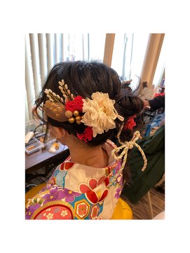 キキ 美容室(KIKI) 卒業式ヘア☆袴ヘアアレンジ(☆∀☆)