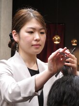 クリエイティブ ヘアー ワタナベ(Creative Hair Watanabe) 安本 亜矢