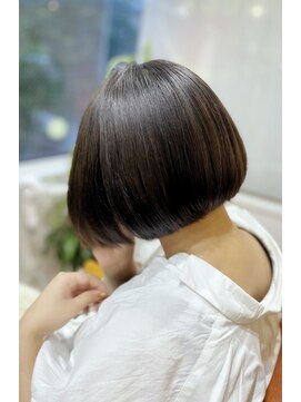 ヒューズ(HUES) ミニボブ