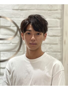 ヨシザワインク プレミアム 横浜 桜木町店(YOSHIZAWA Inc. PREMIUM) 黒髪刈り上げショート