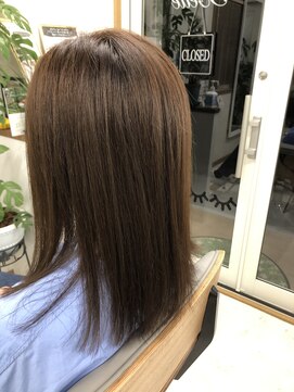 ベル(Belle) ストレートヘアー