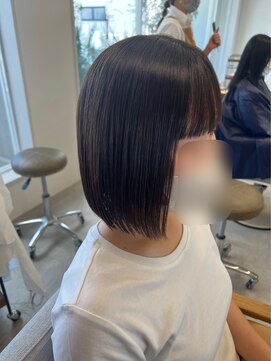 ブローチェラウカ(Broche lauka) ミニボブ×縮毛矯正（地毛）